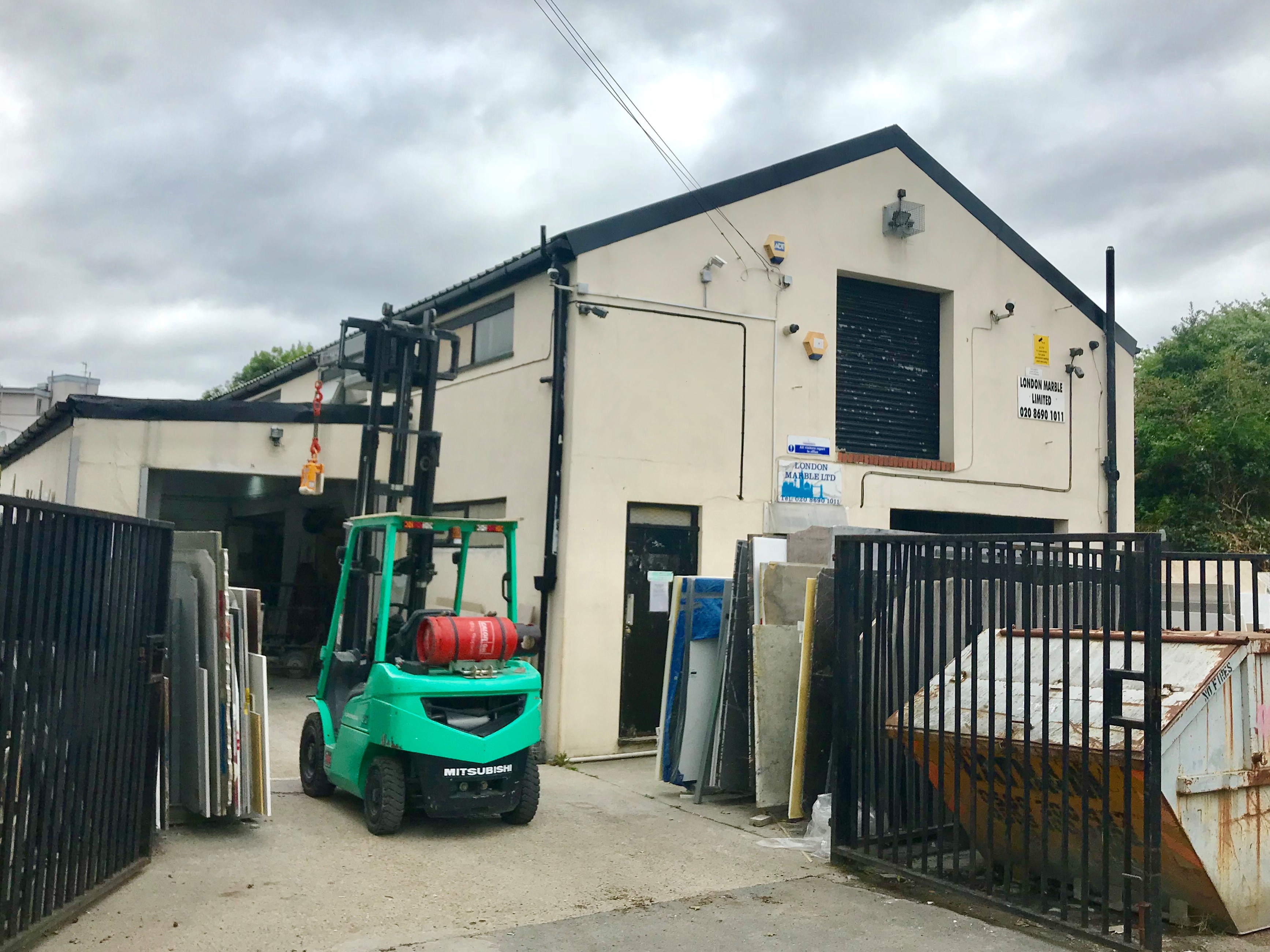 Properties Linays Commercial Property