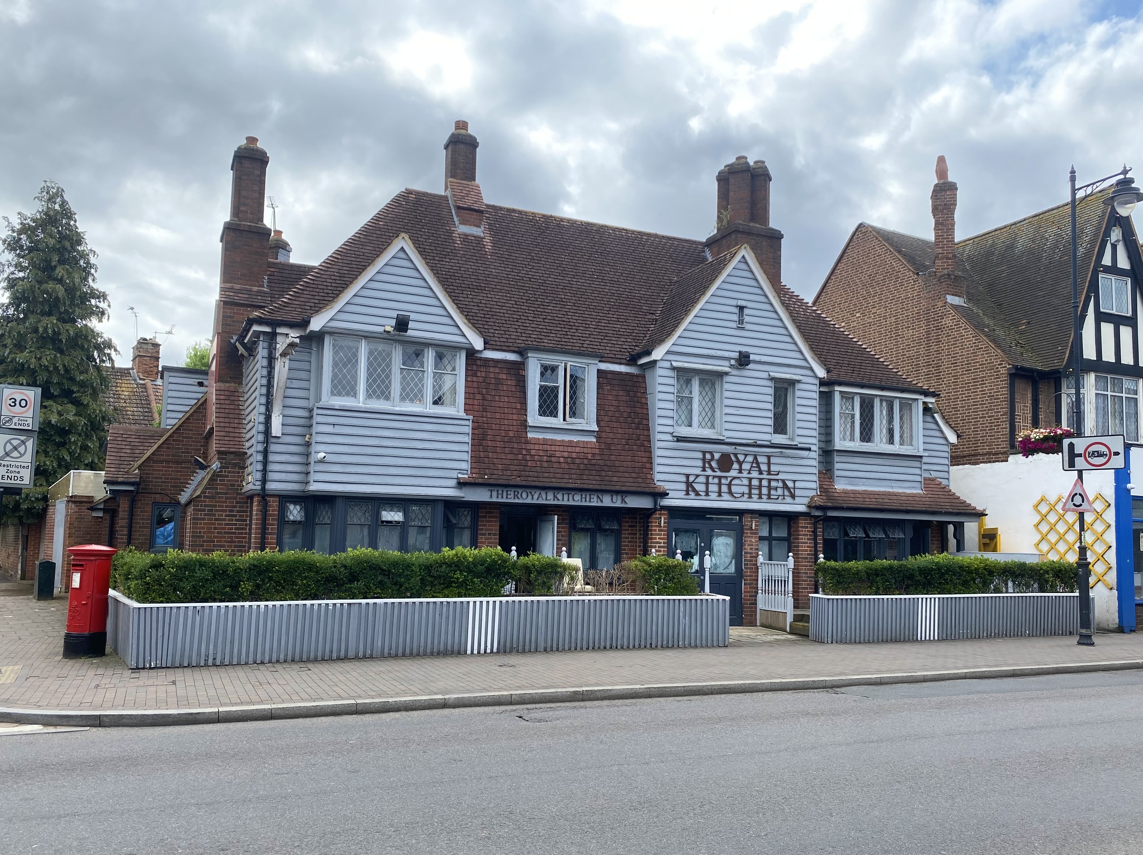 85 High Street, Orpington, Kent BR6 0LF |       Linays Commercial Property